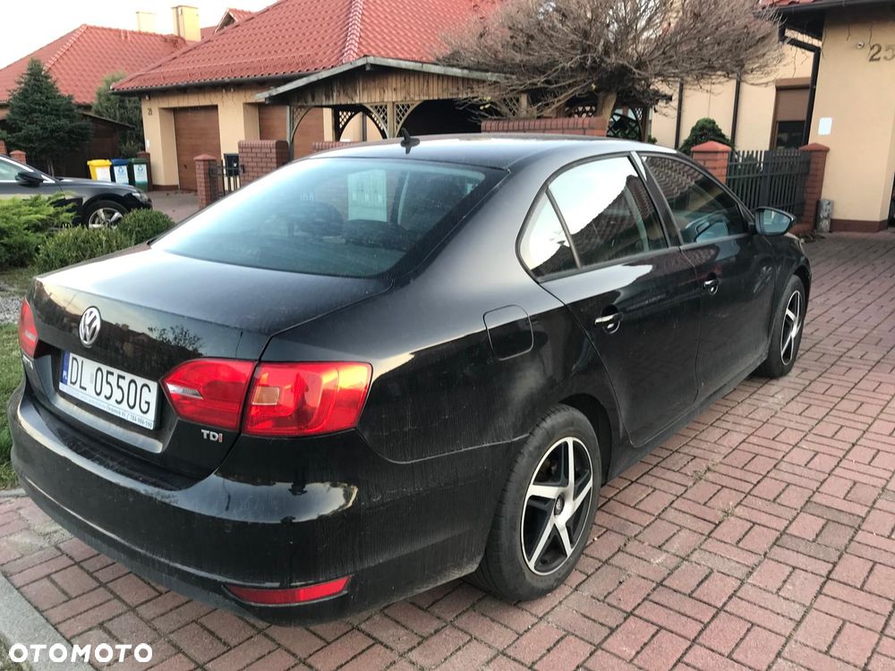 Volkswagen Jetta 1.6 TDI Trendline CityLine - 3