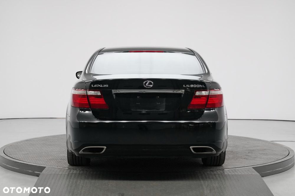 Lexus LS - 6