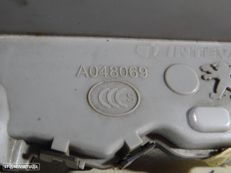 Fecho Da Porta Trás Esquerda Peugeot 508 I (8D_)  006 262 / 006262 / A - 9