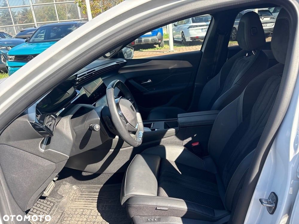 Peugeot 408 1.2 PureTech GT S&S EAT8 - 9