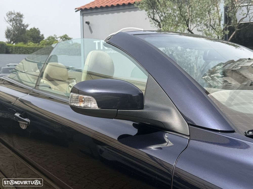 Volvo C70 2.0 D Momentum - 10