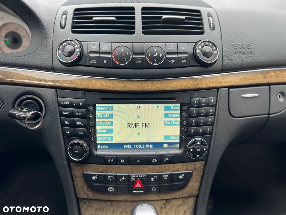 Mercedes-Benz Klasa E 220 CDI Automatik Avantgarde - 12