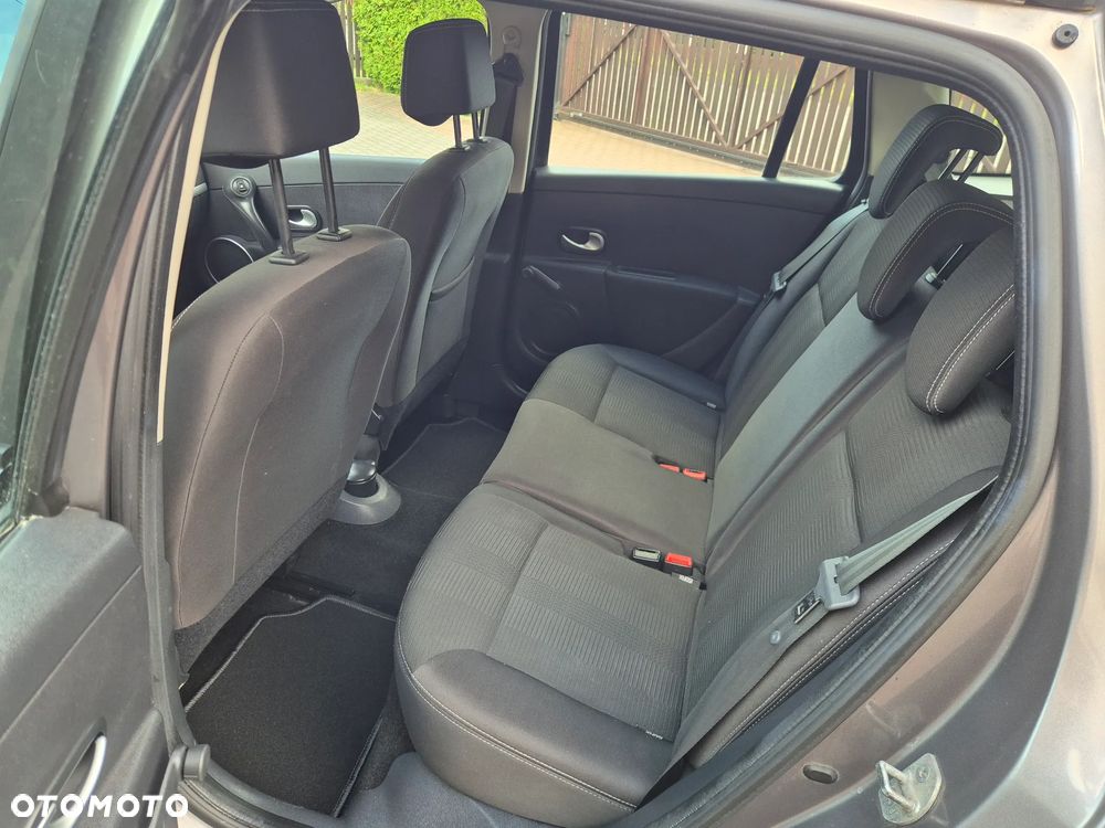 Renault Clio 1.2 16V 75 TomTom Edition - 14