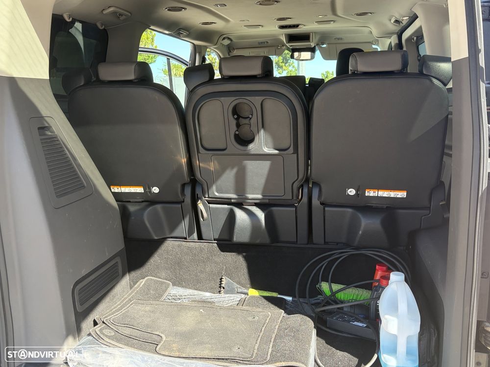 Ford Tourneo Custom - 9