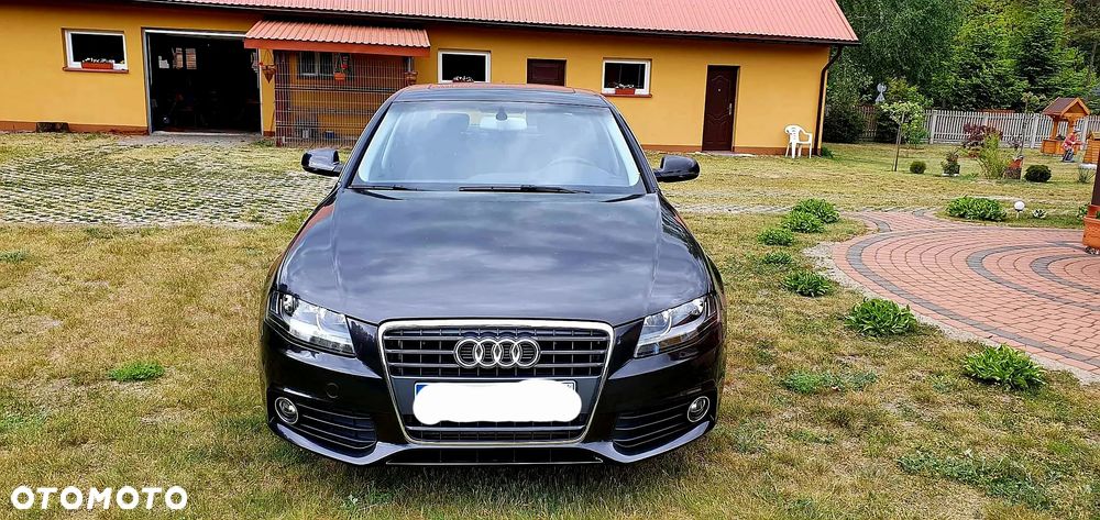 Audi A4 Limousine - 2
