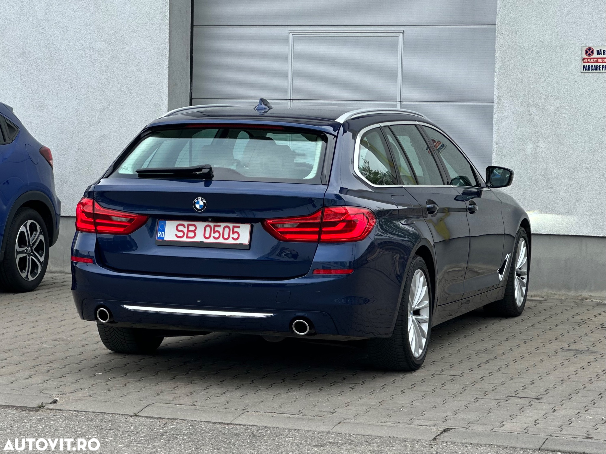 BMW Seria 5 520d xDrive Touring Aut. Luxury Line - 5