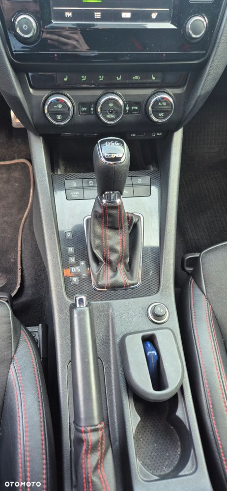 Skoda Octavia 2.0 TDI RS DSG - 17