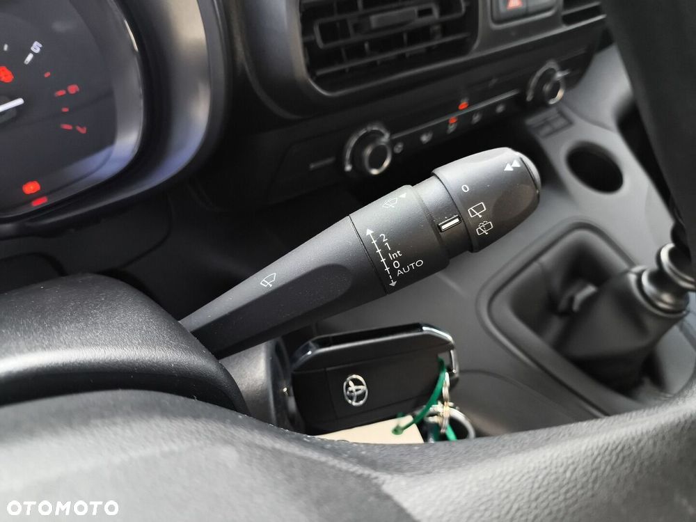 Toyota PROACE CITY - 26