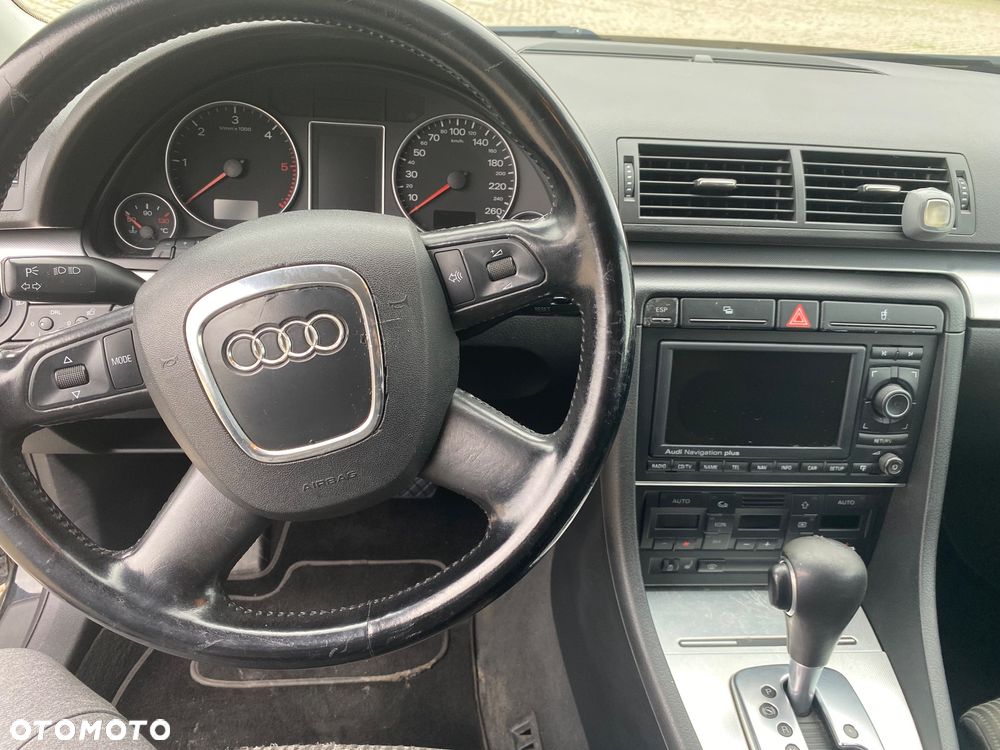 Audi A4 - 8