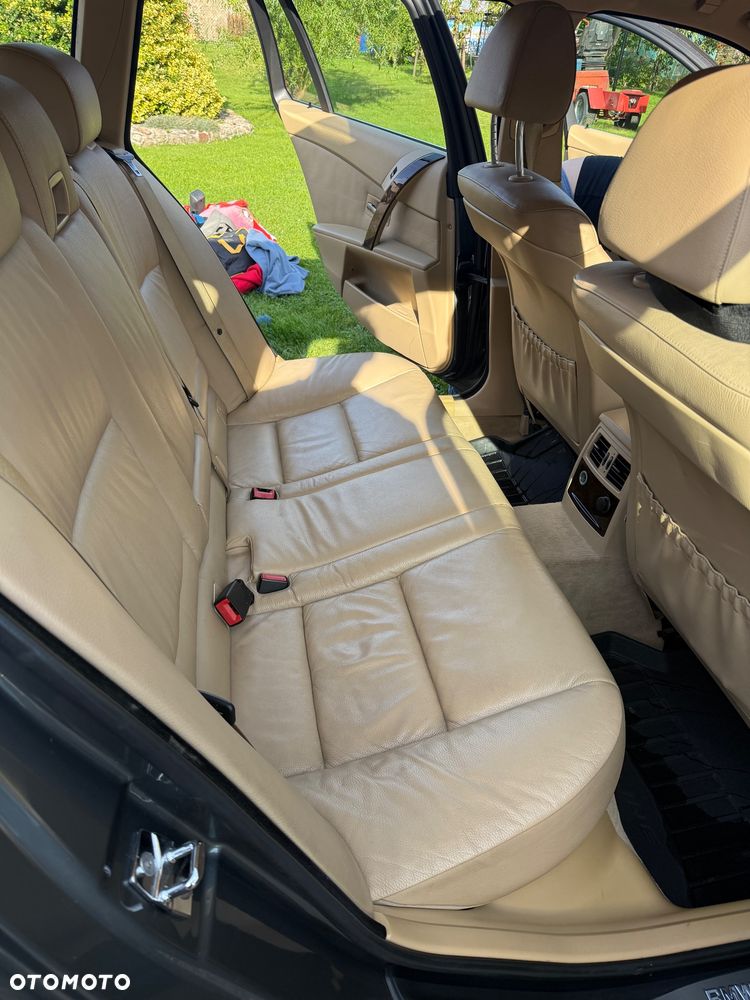 BMW Seria 5 530xd - 38