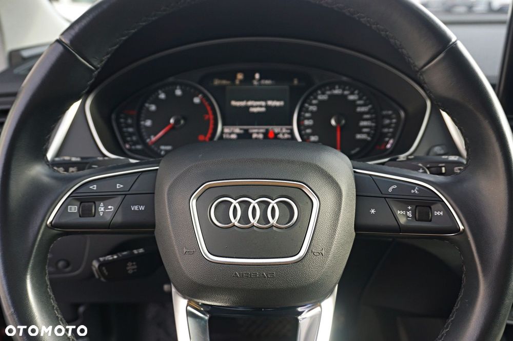 Audi Q5 Sportback - 25