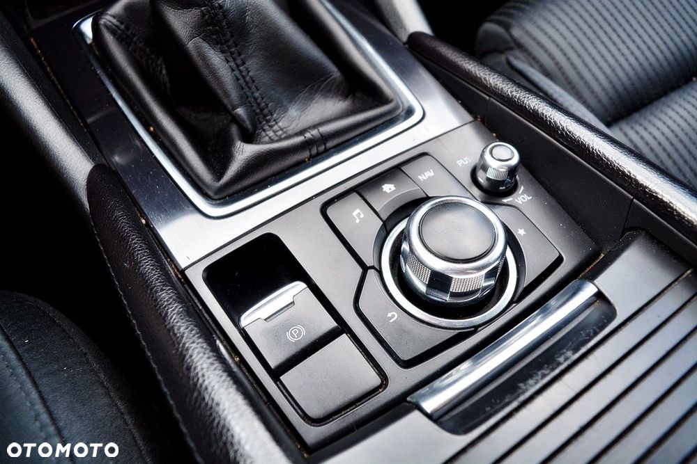 Mazda 6 - 10
