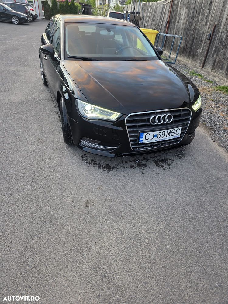 Audi A3 2.0 TDI Stronic Ambition - 2