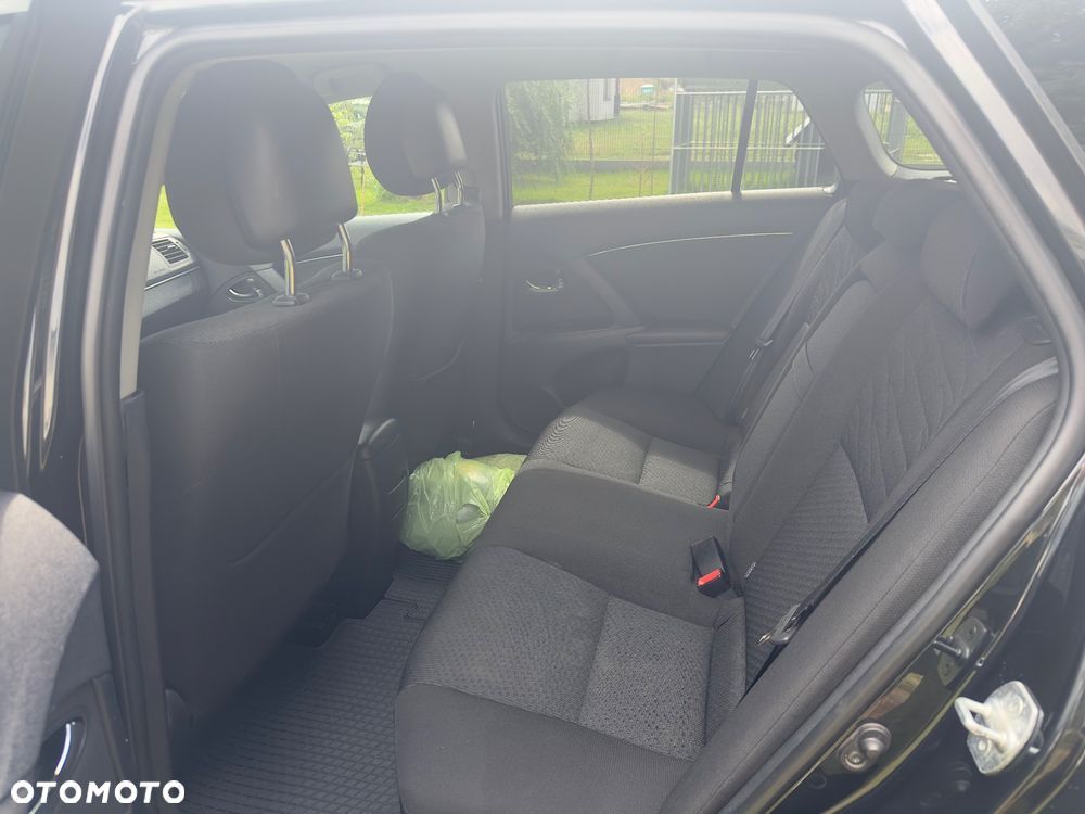 Toyota Avensis 2.2 D-4D Prestige NAVI - 10