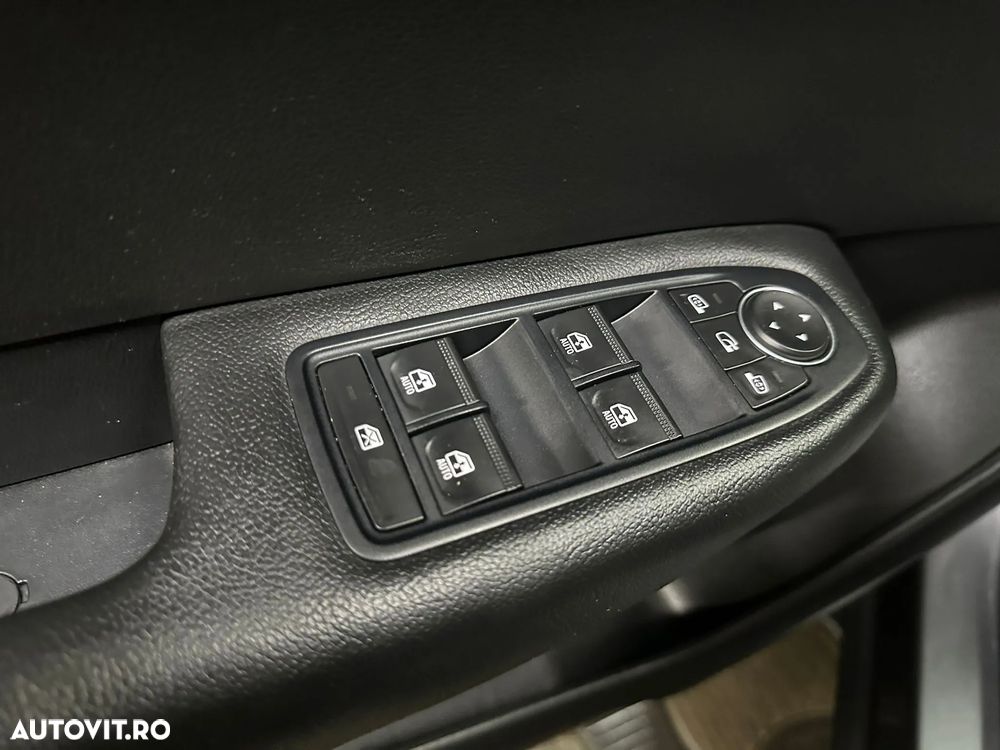 Renault Arkana E-TECH 145 Techno - 12