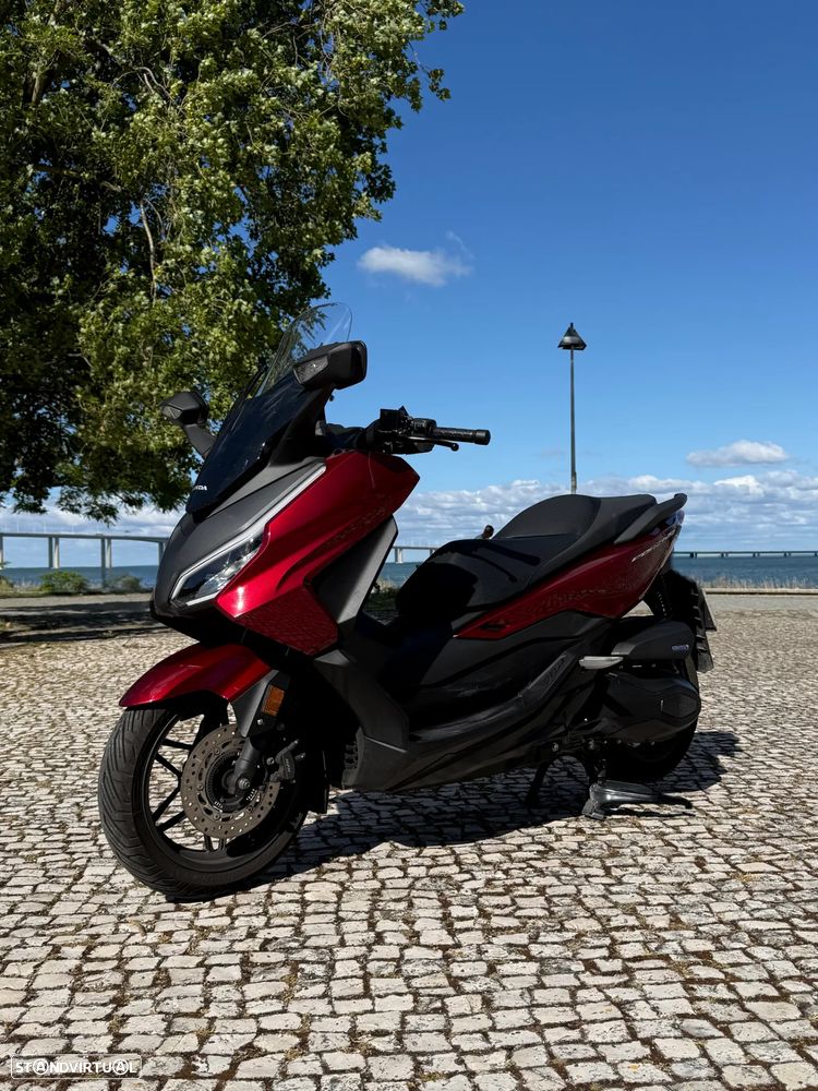 Honda Forza 350 - 9