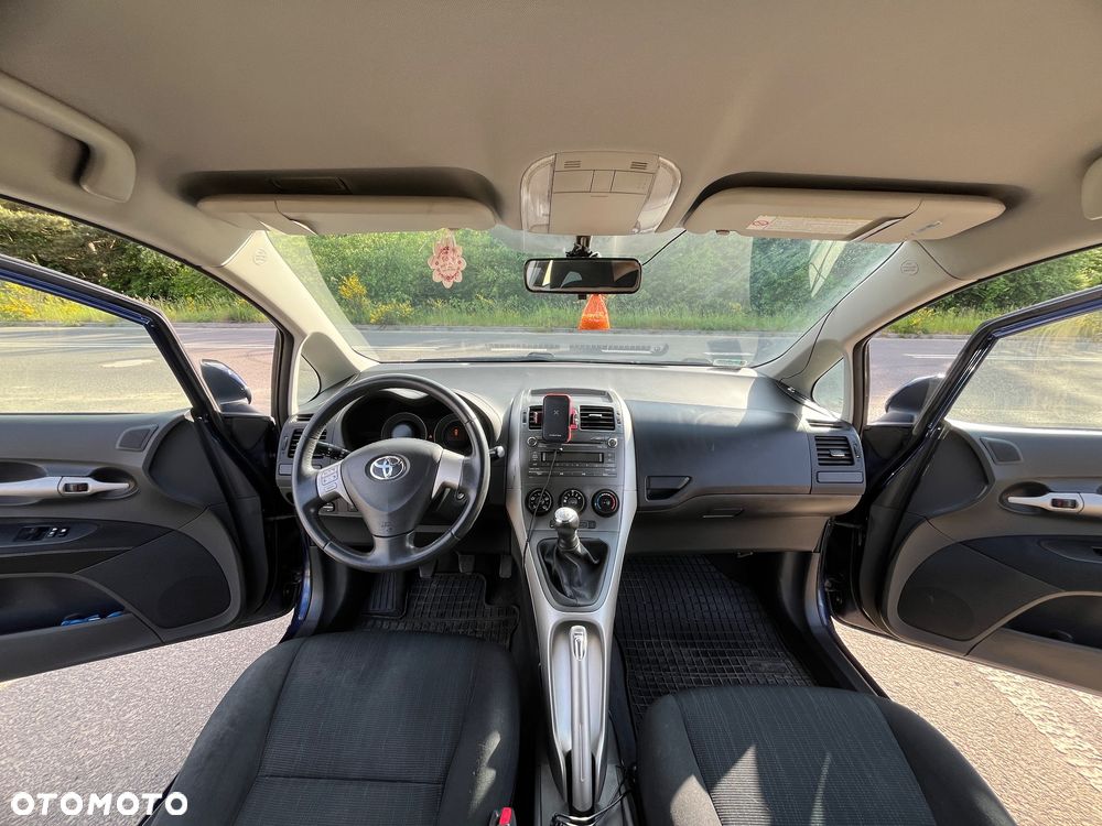 Toyota Auris 1.6 VVT-i Team - 25