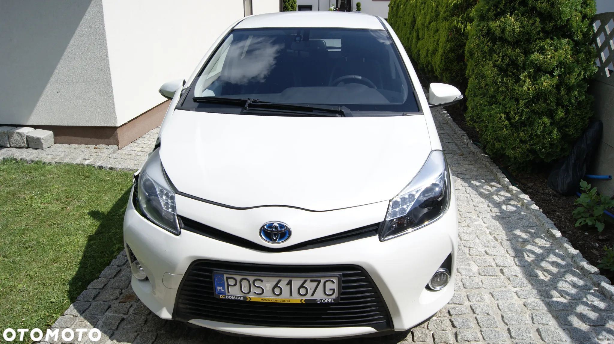 Toyota Yaris Hybrid 100 Dynamic - 1