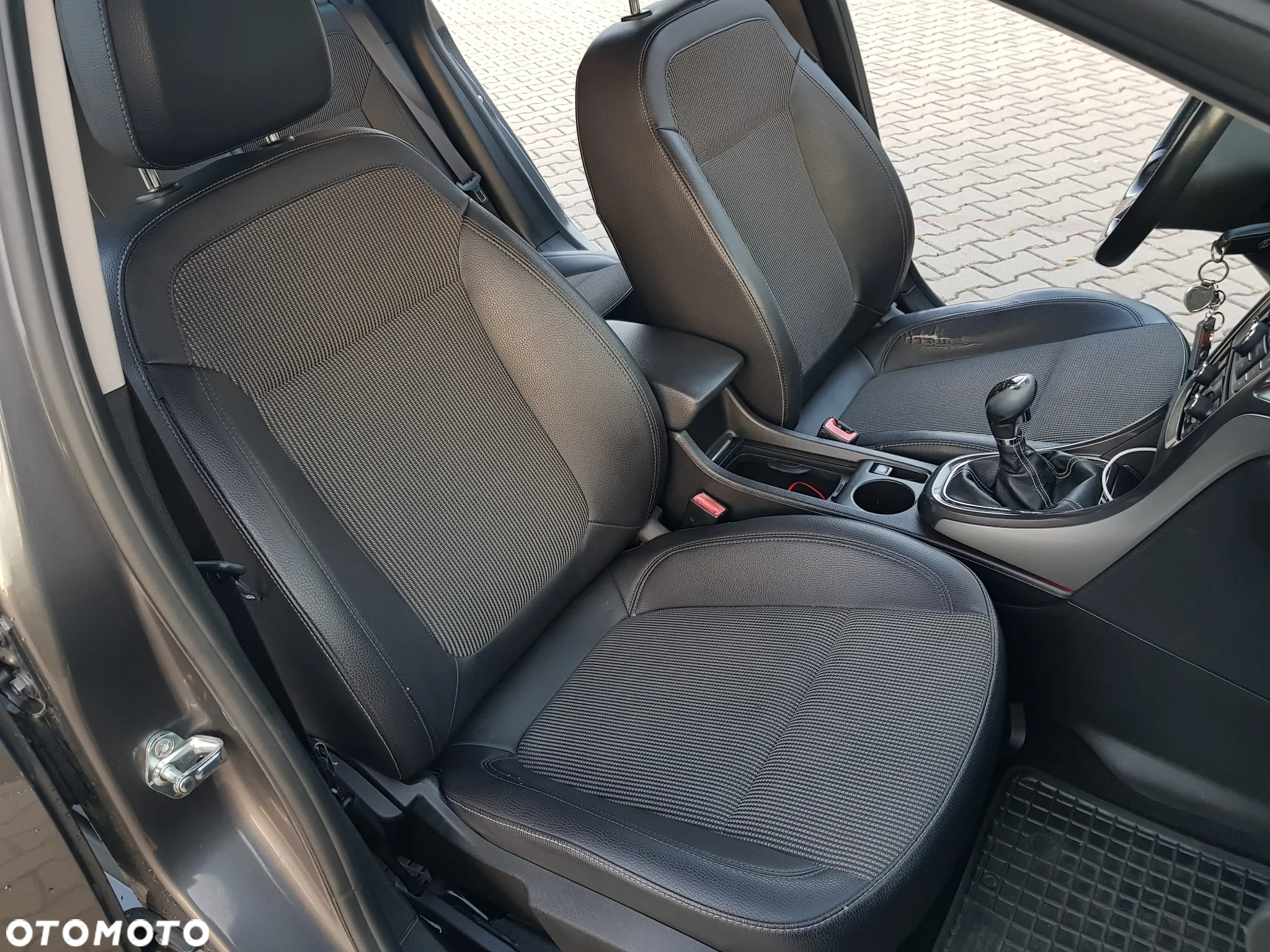 Opel Astra IV 1.7 CDTI Cosmo - 9