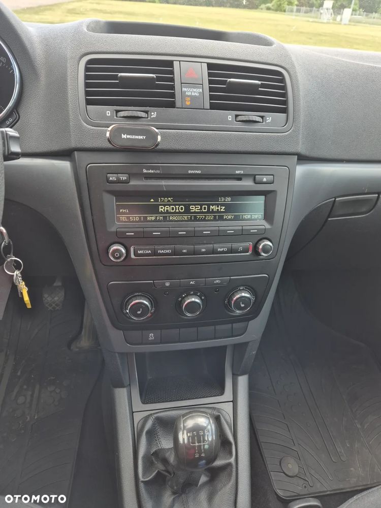 Skoda Yeti 2.0 TDI DPF Elegance Green tec - 8