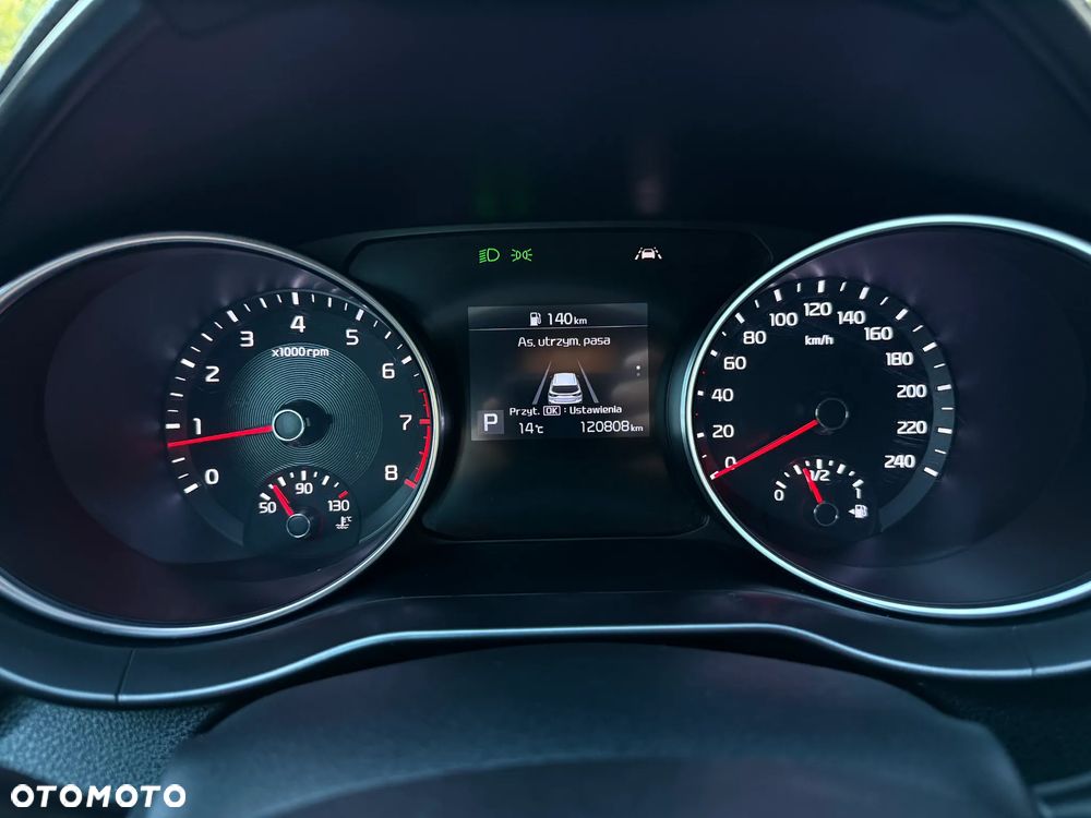 Kia Ceed 1.4 T-GDI M DCT - 34