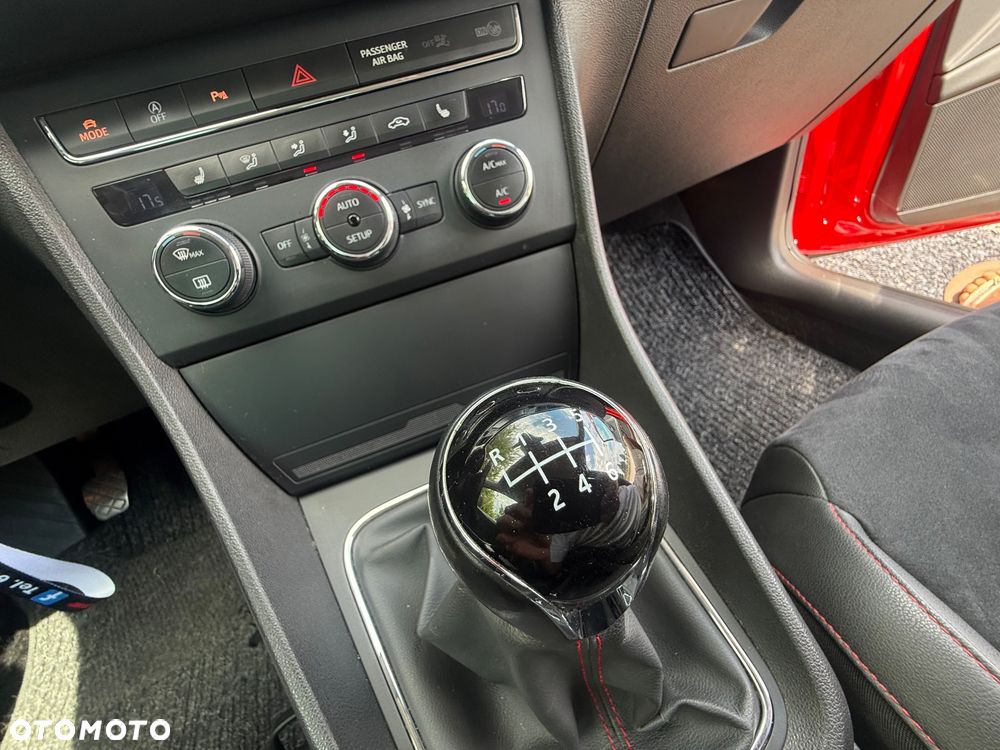Seat Leon 2.0 TDI DPF FR - 24