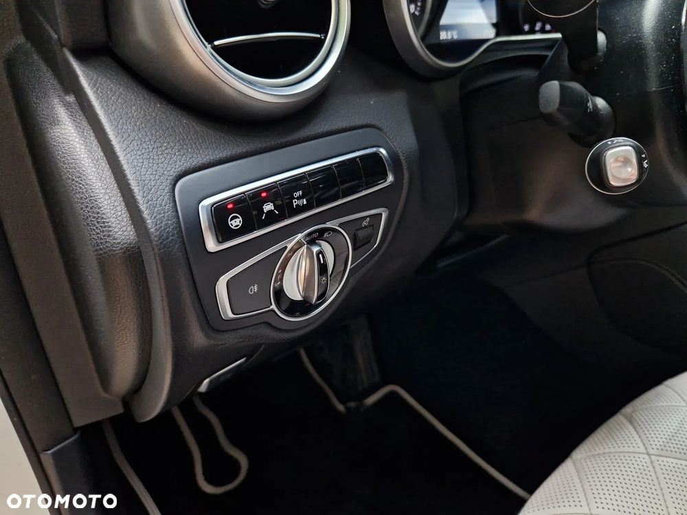 Mercedes-Benz GLC - 21