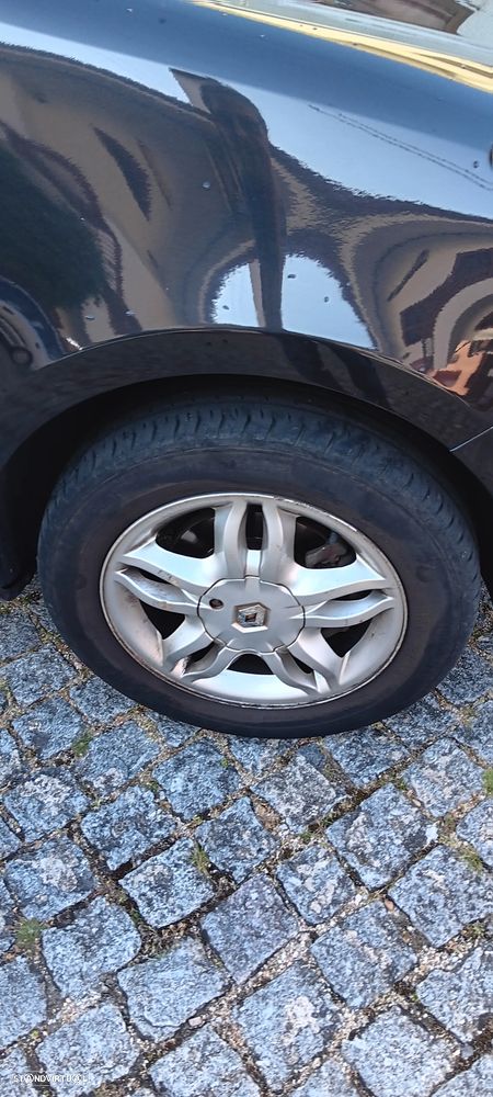 Renault Clio 1.2 16V Dynamique - 11