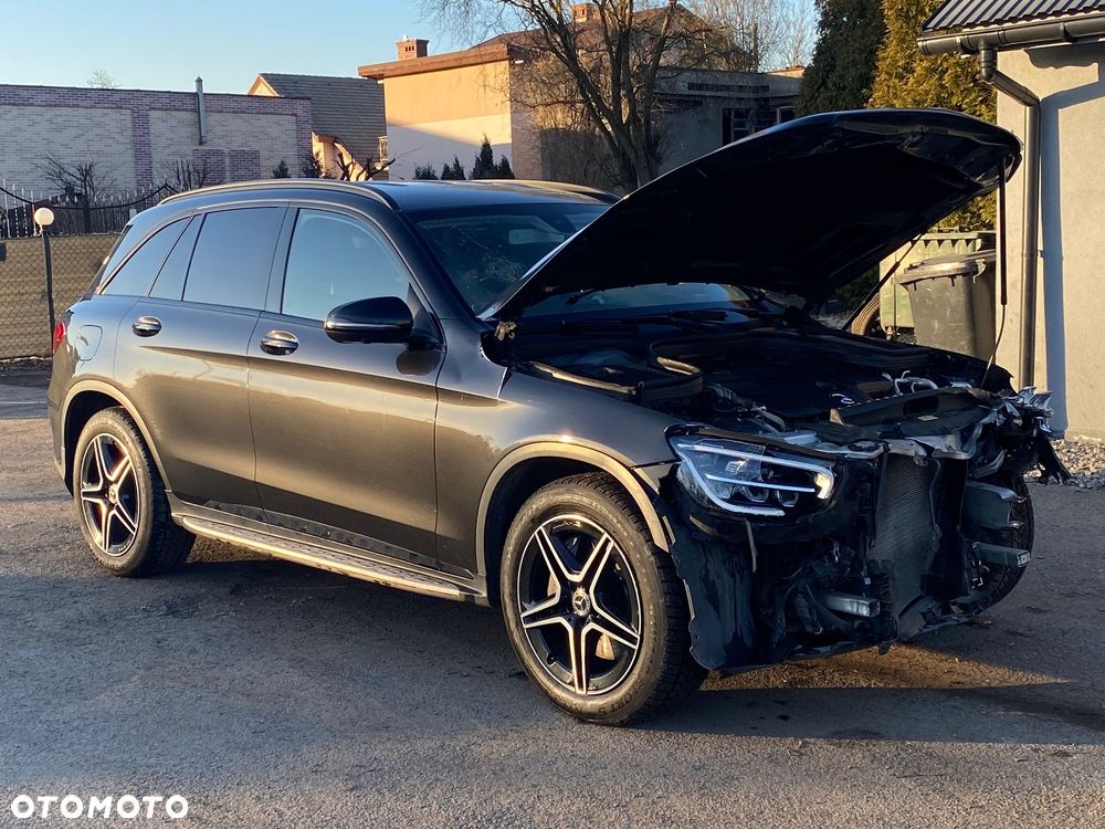 Mercedes-Benz GLC - 3