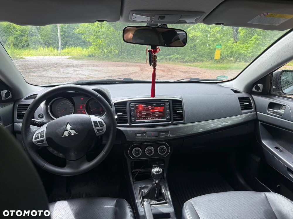 Mitsubishi Lancer 1.8 Instyle NAVI - 10