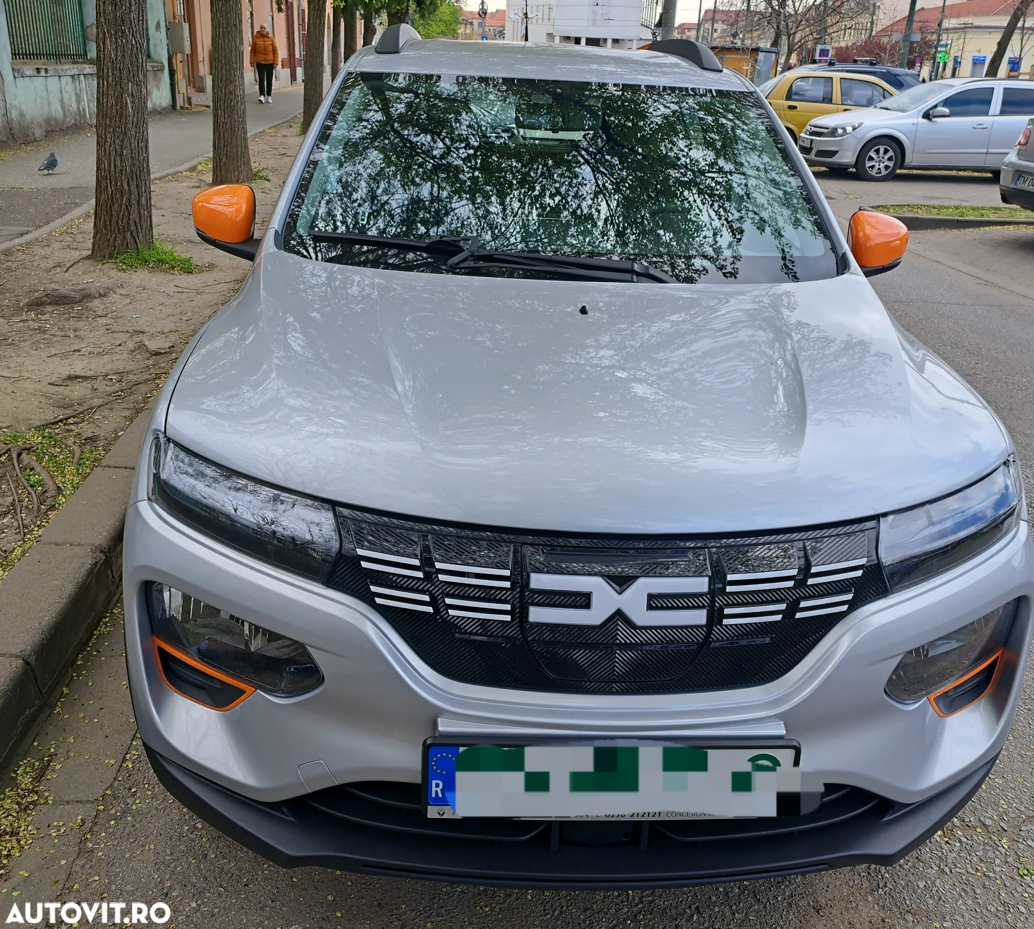 Dacia Spring Expression - 3