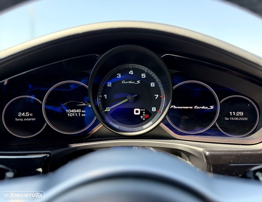 Porsche Panamera Sport Turismo Turbo S E-Hybrid - 16