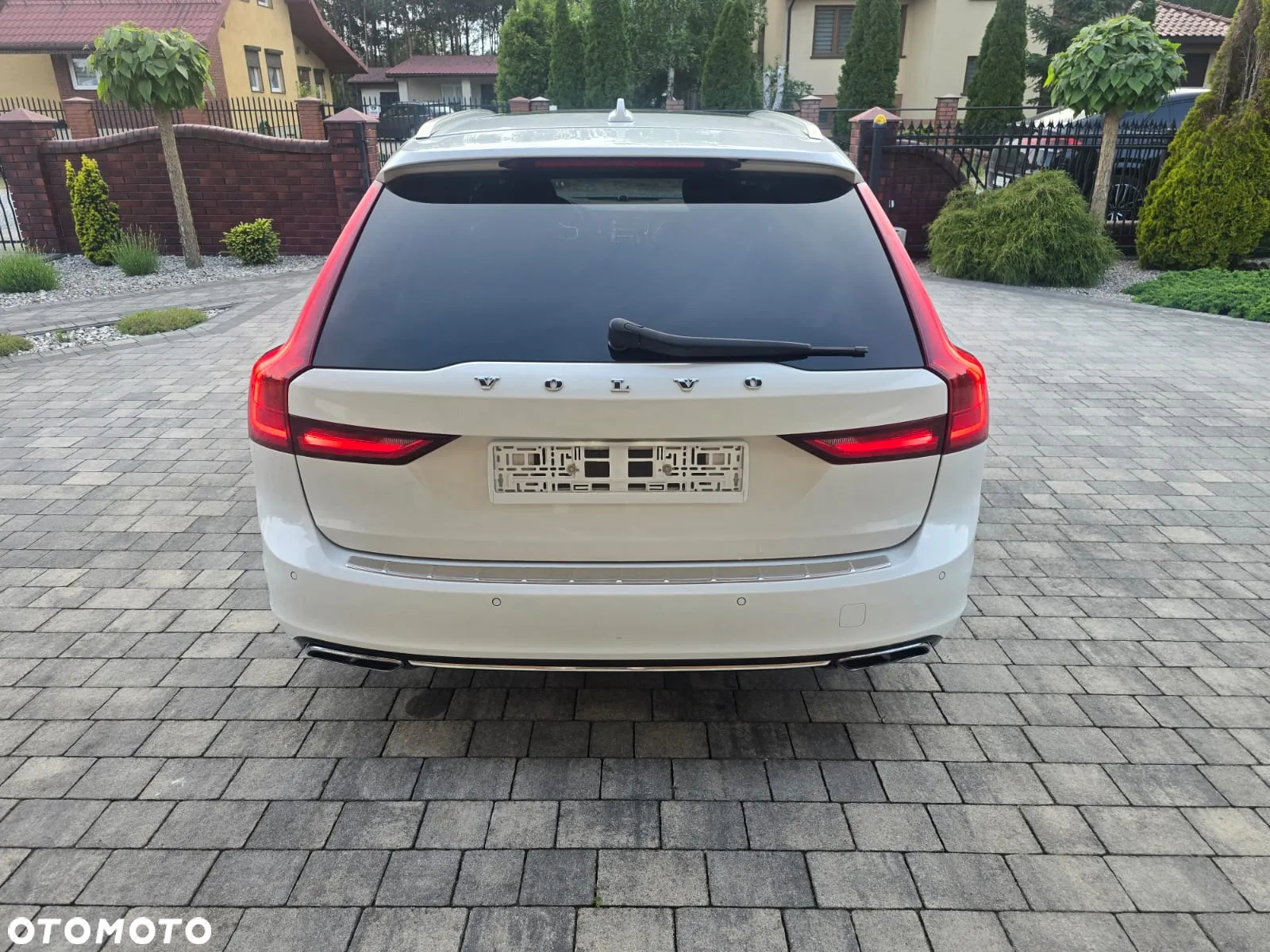 Volvo V90 D5 AWD Geartronic Inscription - 14