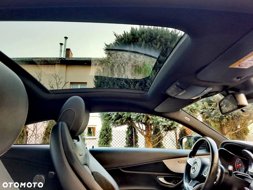 Mercedes-Benz Klasa C 300 9G-TRONIC - 16