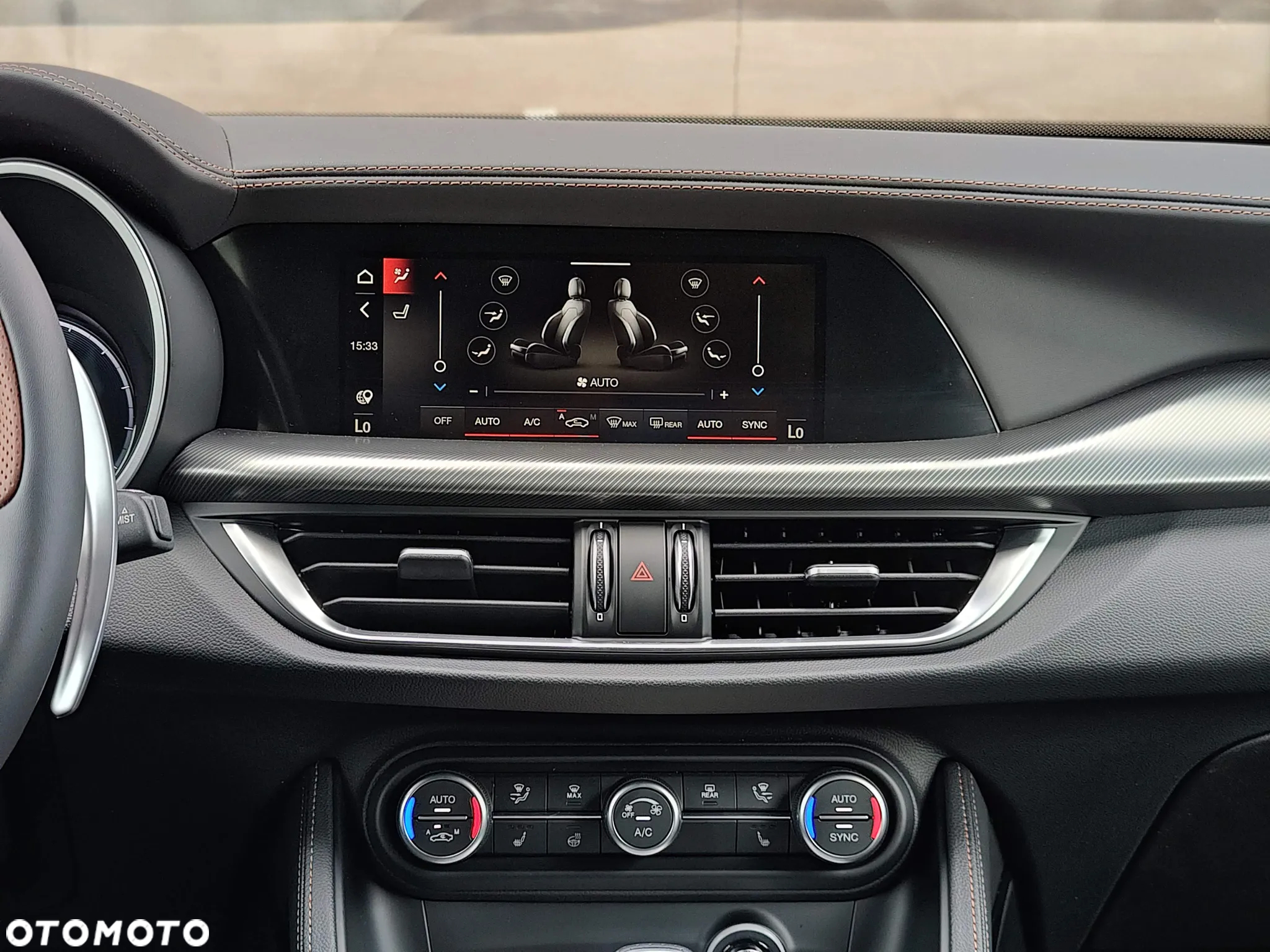 Alfa Romeo Stelvio - 14
