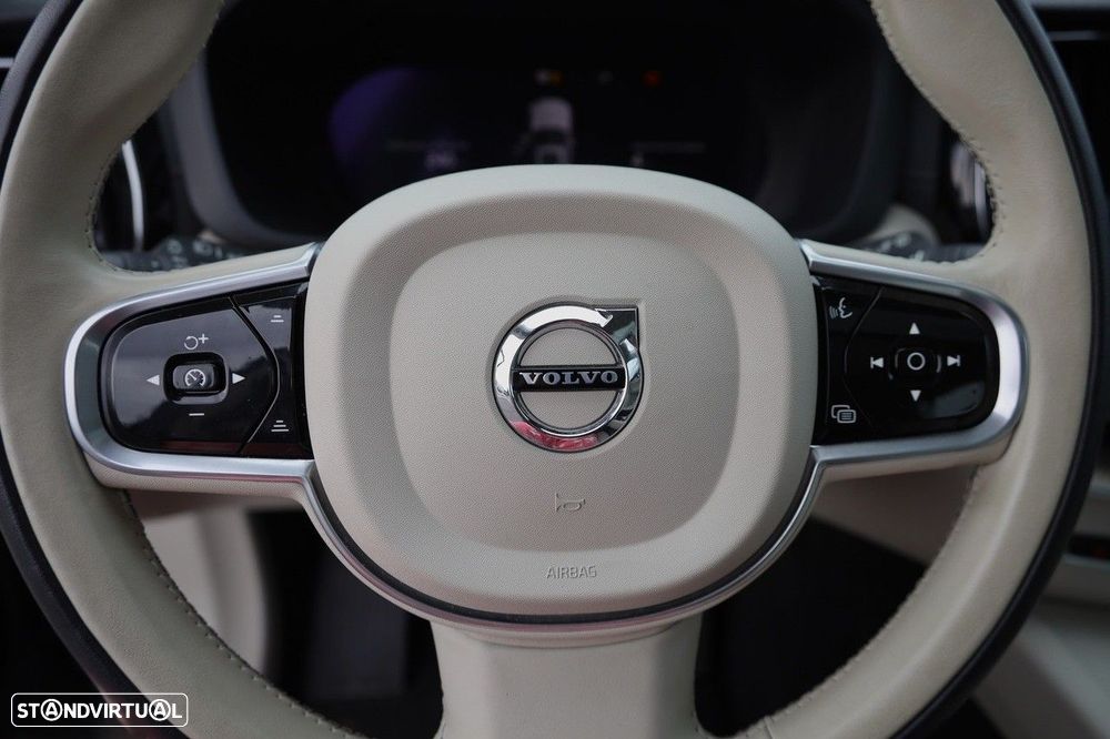 Volvo XC 60 2.0 T6 PHEV Inscription AWD - 19