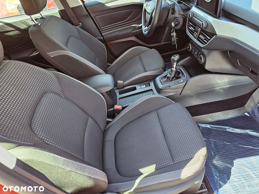 Ford Focus - 9