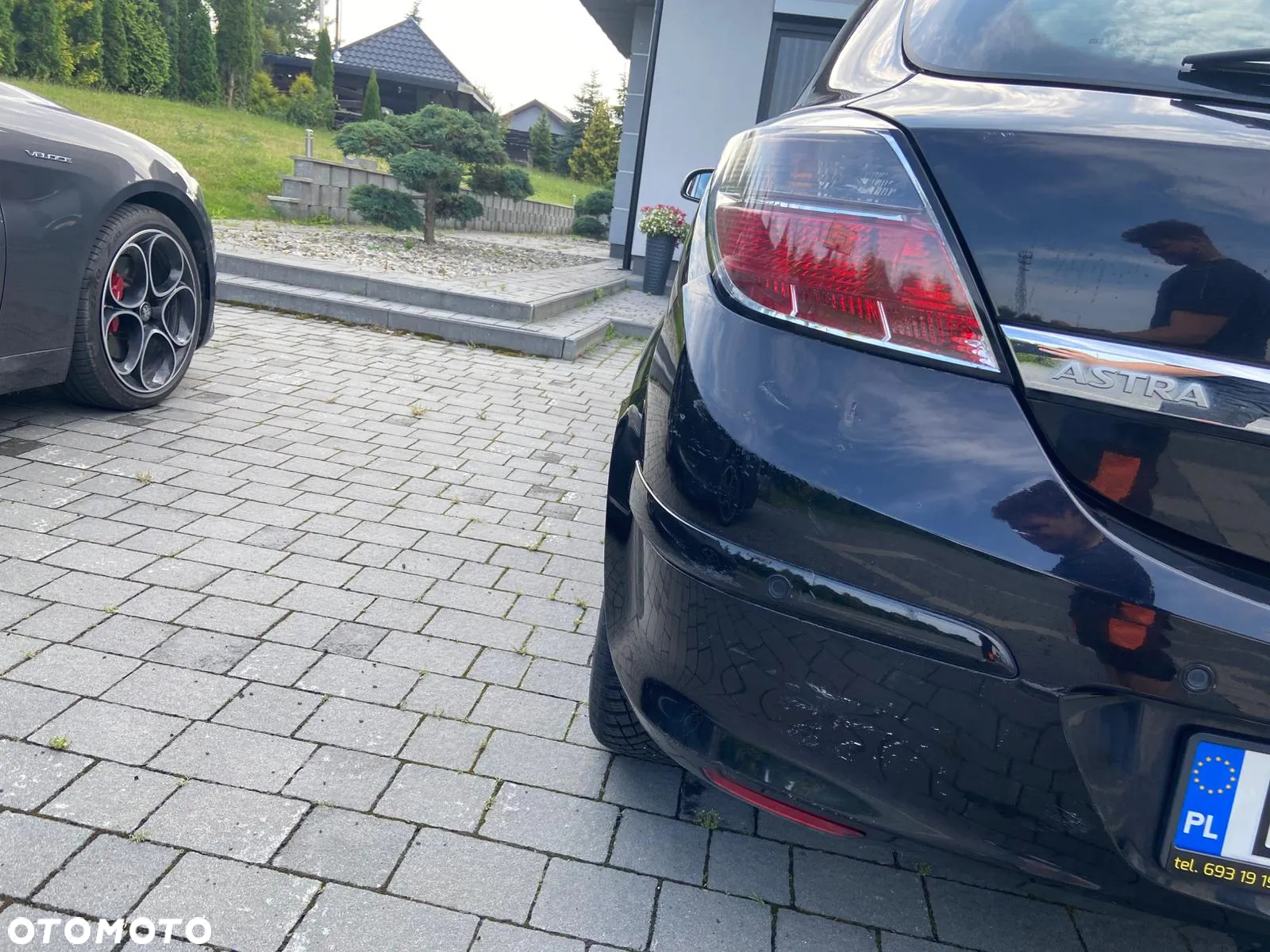 Opel Astra GTC 1.6 - 6