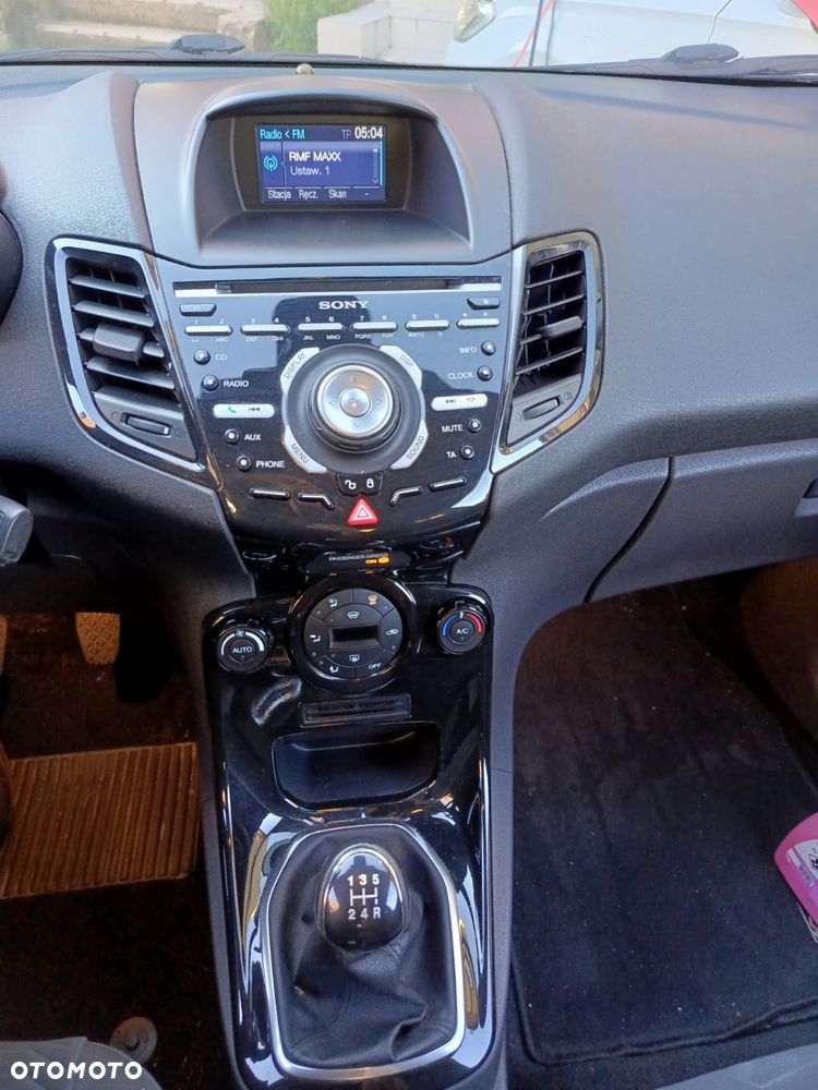 Ford Fiesta - 6