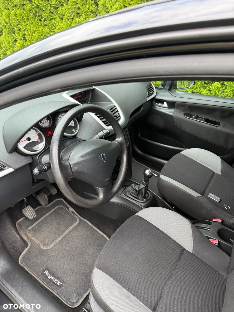 Peugeot 207 1.6 HDi - 4
