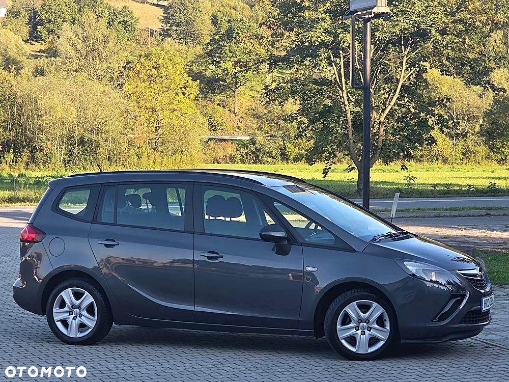 Opel Zafira - 3