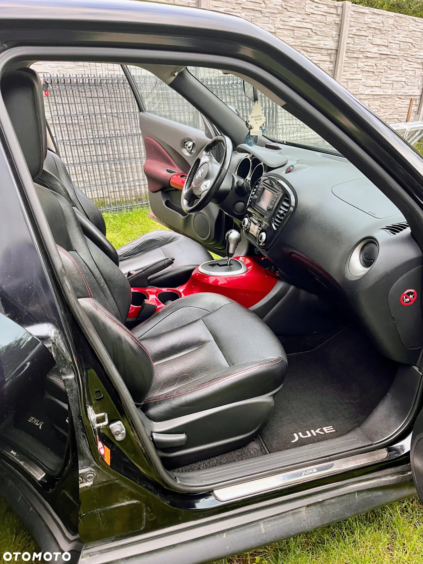 Nissan Juke 1.6 T Tekna 4x4 - 12