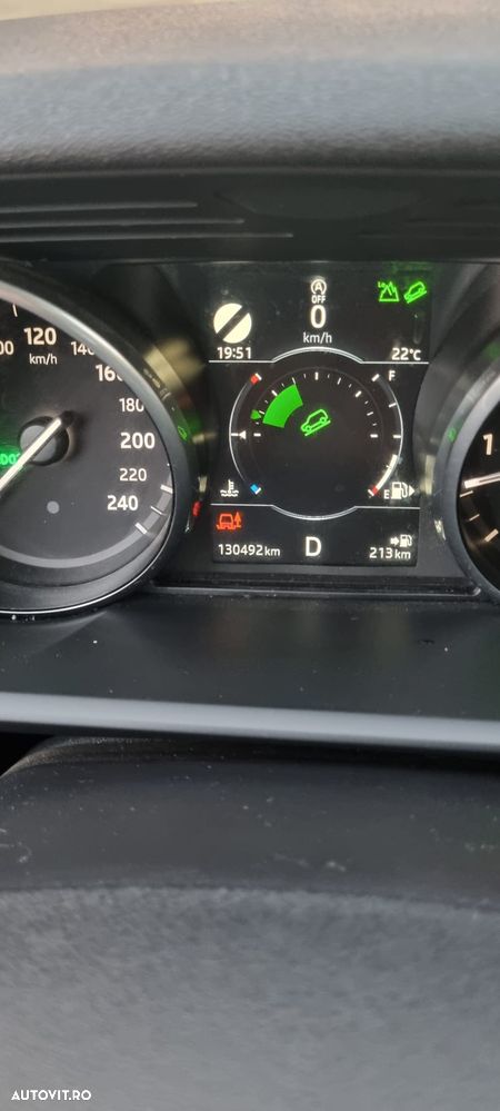 Land Rover Discovery 3.0 L TD6 HSE Luxury - 25