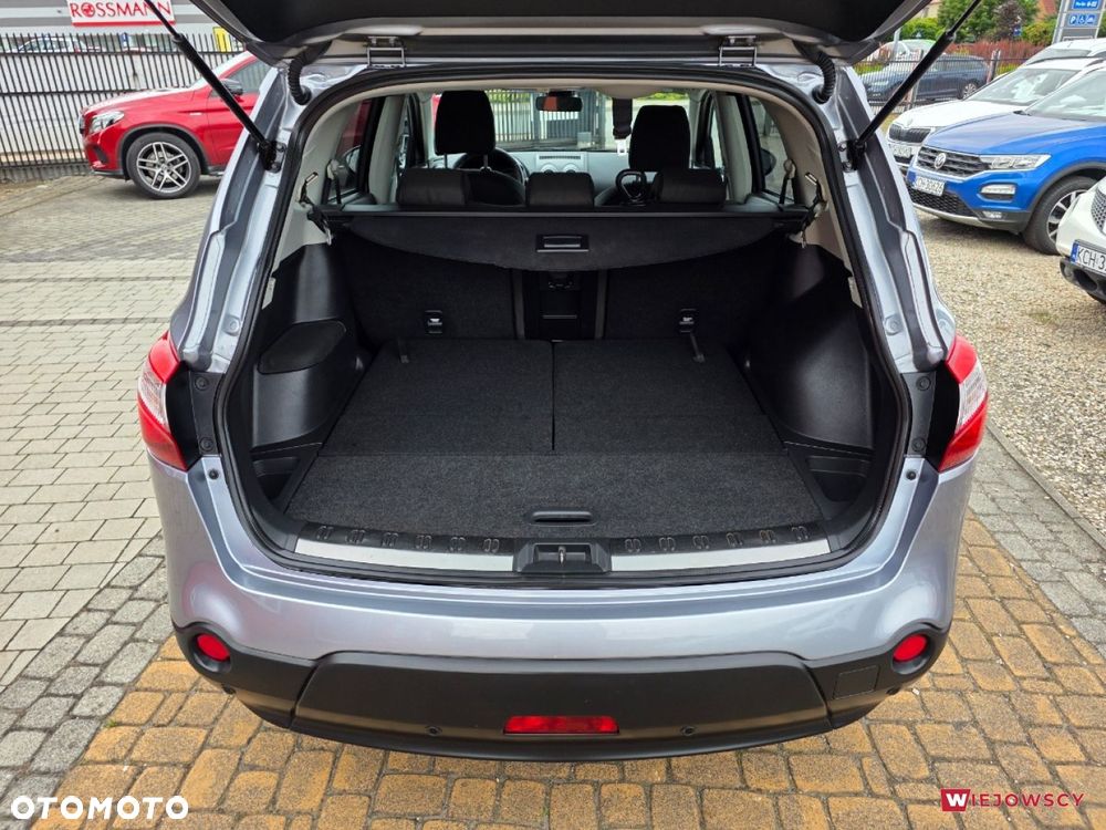 Nissan Qashqai+2 - 16