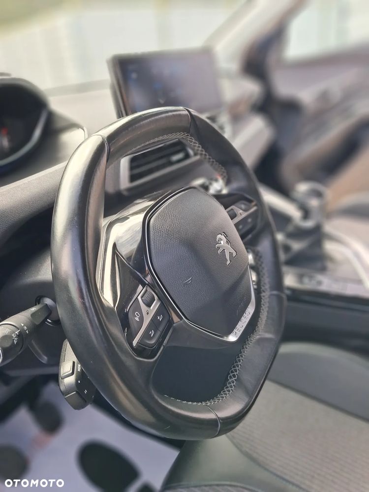 Peugeot 5008 - 18
