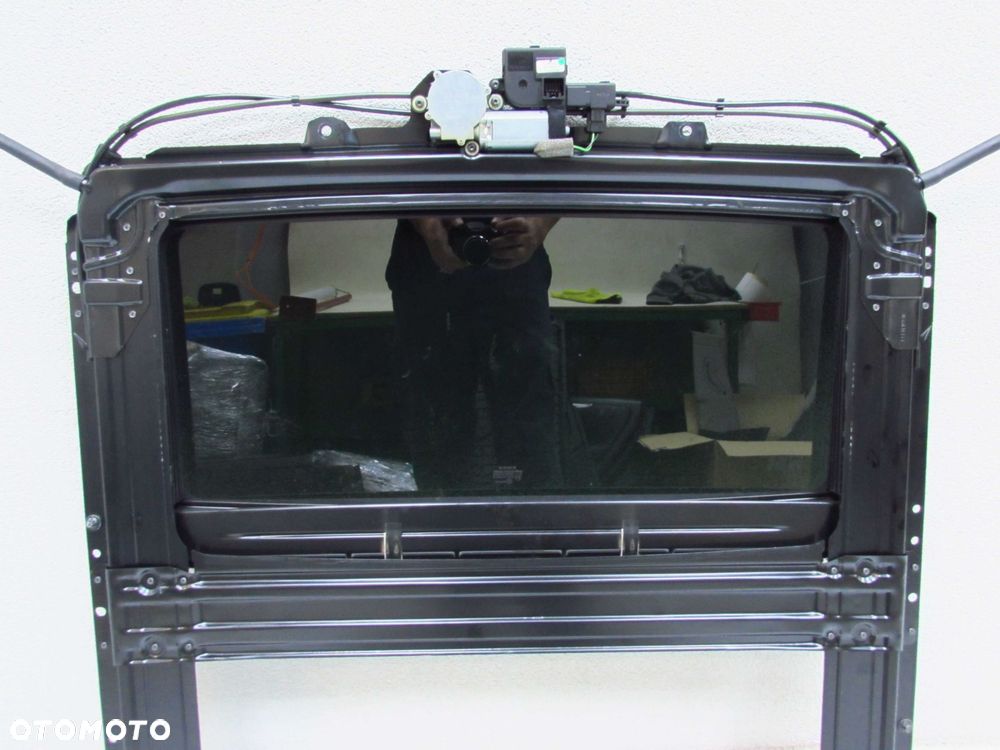 VOLVO V70 XC70 SZYBERDACH SILNICZEK 39850619 30716817 99-07 - 7
