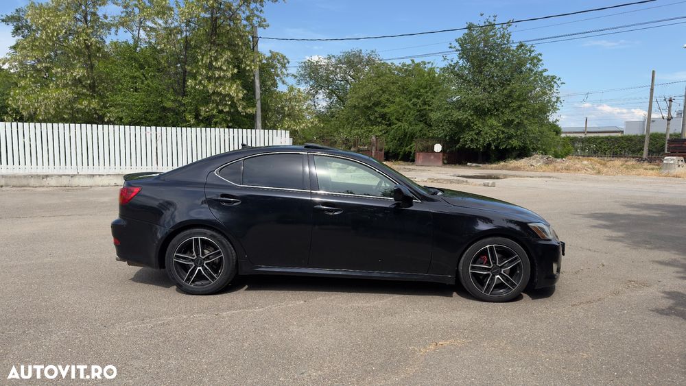 Lexus Seria IS 250 2.5 V6 Aut Luxury - 4