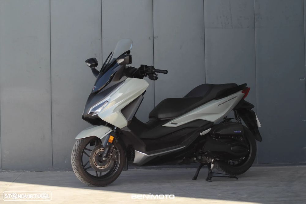 Honda Forza 350 - 7