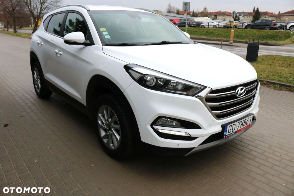 Hyundai Tucson 1.7 CRDI BlueDrive GO 2WD - 38