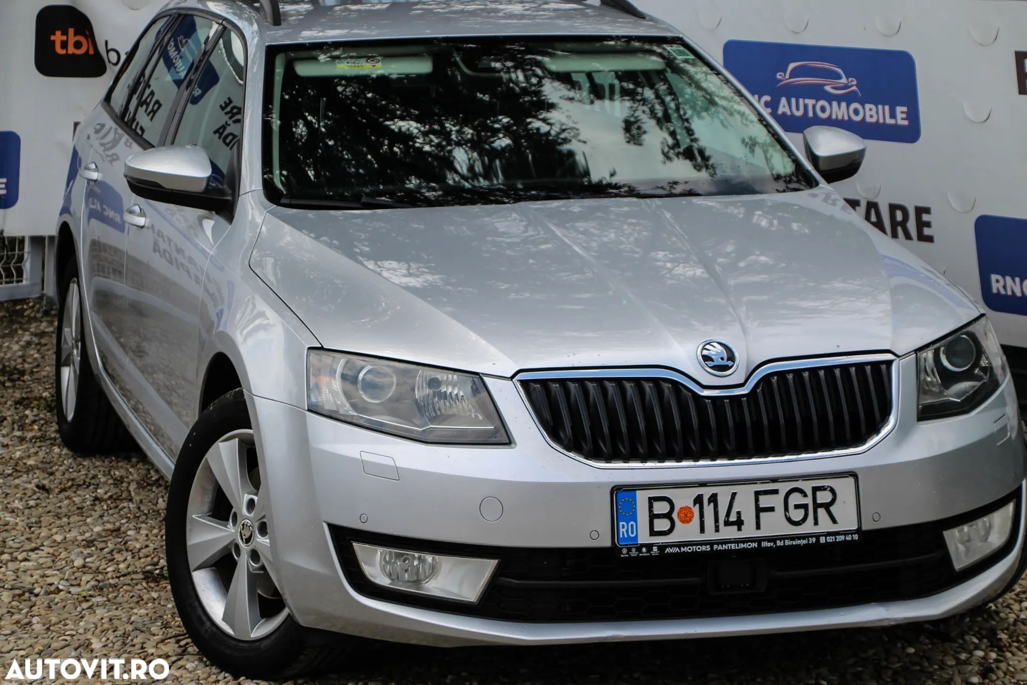 Skoda Octavia 2.0 TDI DSG Ambition - 1